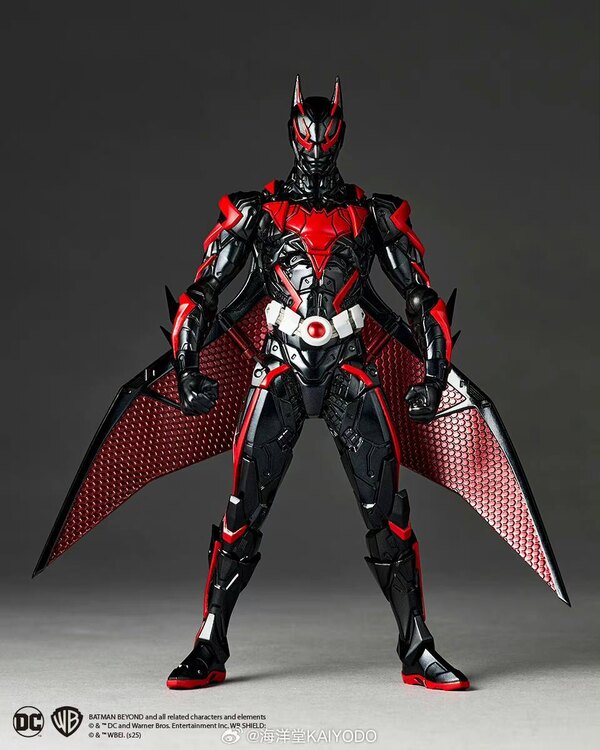 Batman-Beyond-05__scaled_600.jpg