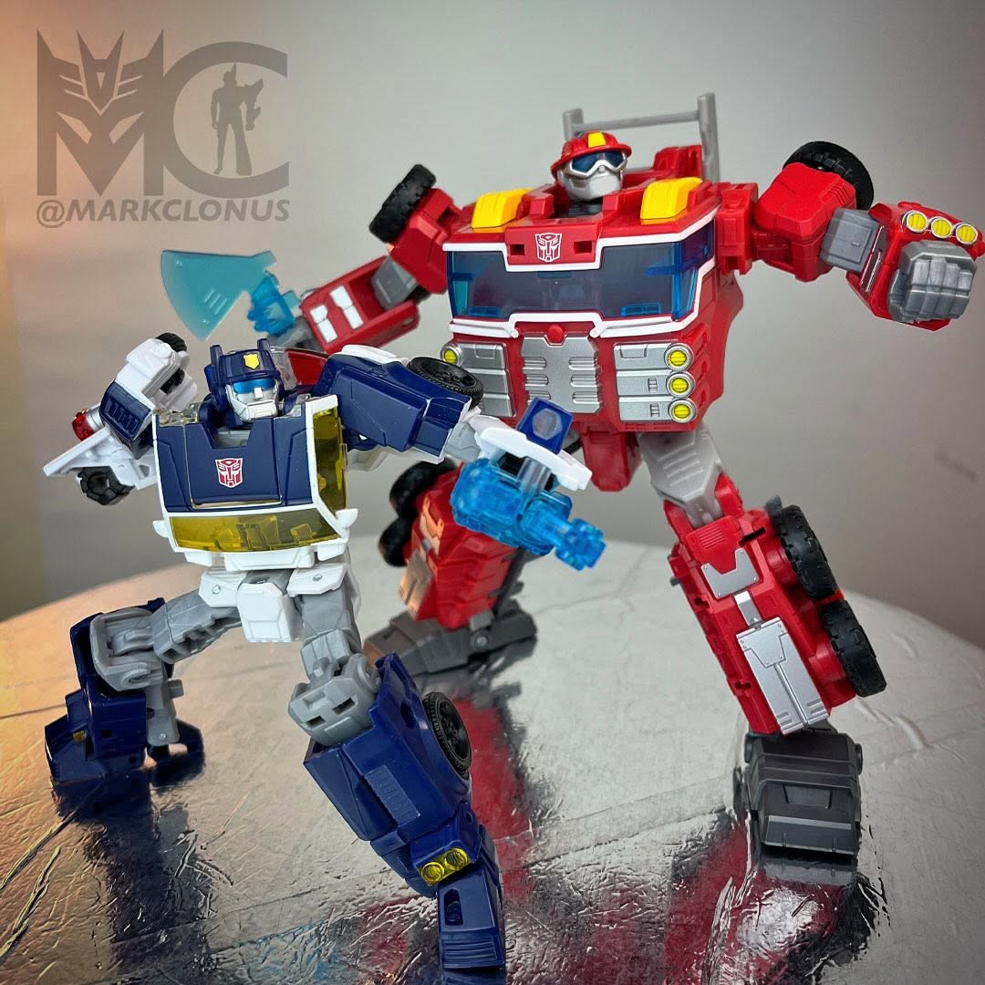 age-of-the-primes-heatwave-official-designer-details-for-new-transformers-voyager-(19).jpg