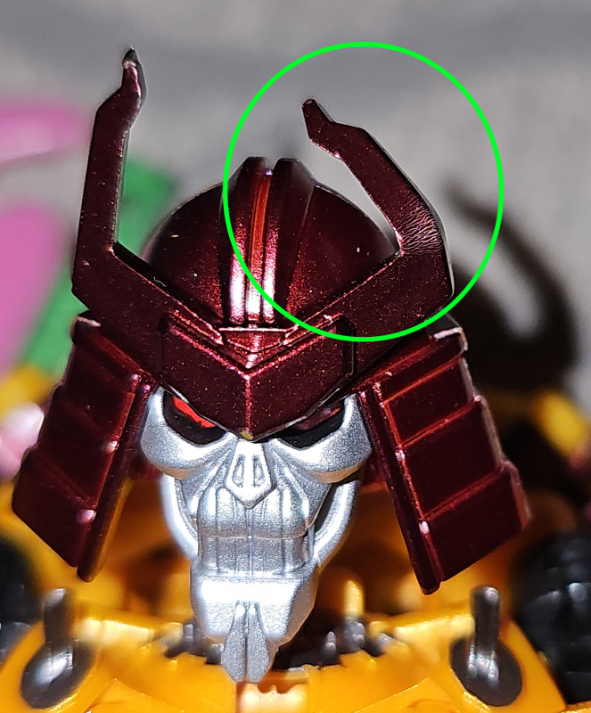 Bent Head Crest.png