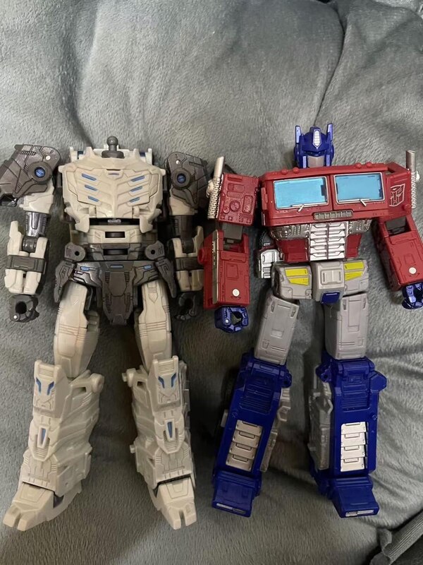 Image of 13 Prima New Color  Transformers Age of the Primes Voyager (19)__scaled_600.jpg