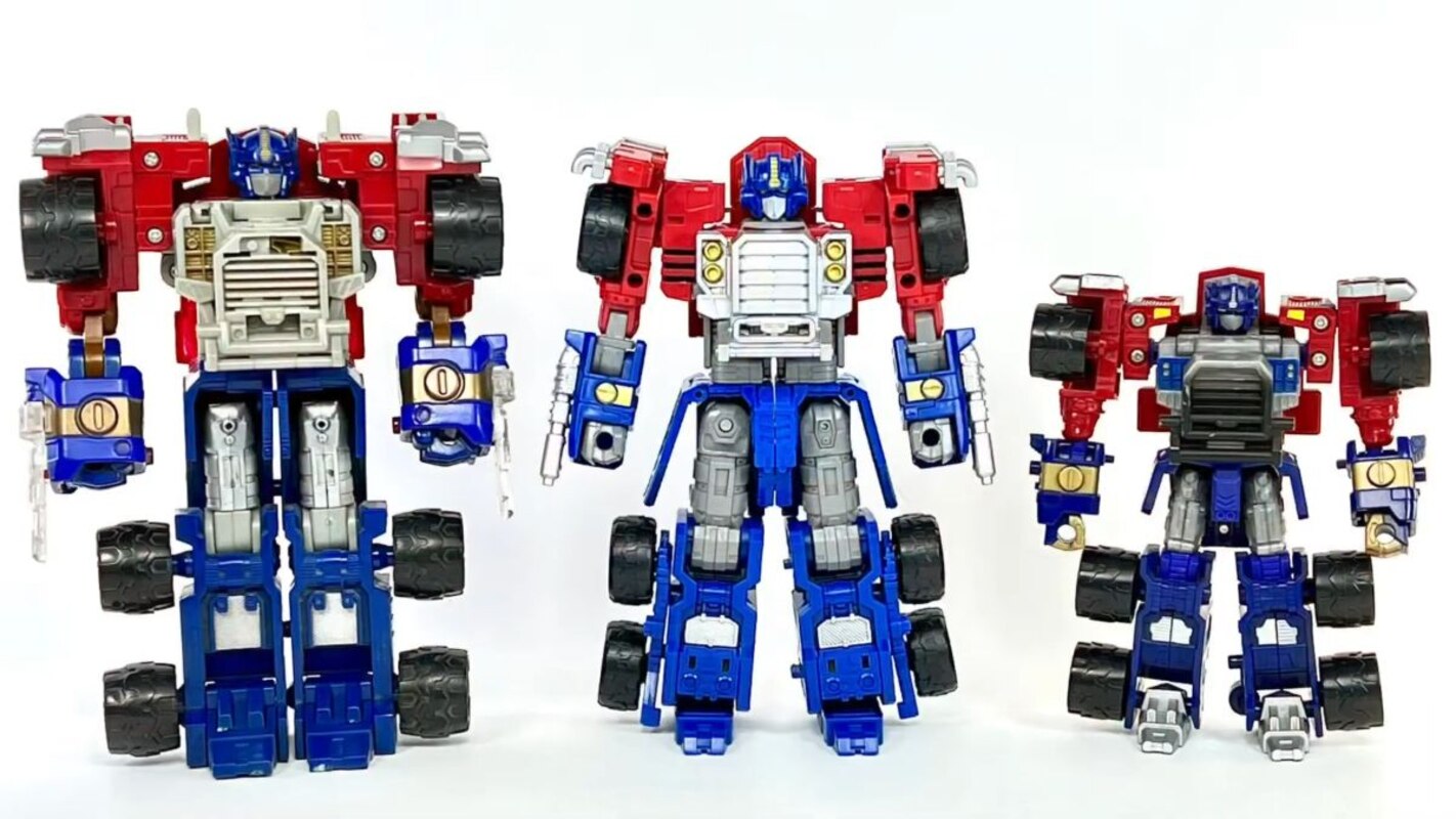 Image of Legacy Evolution Commander Class Armada Optimus Prime (15)__scaled_800.jpg