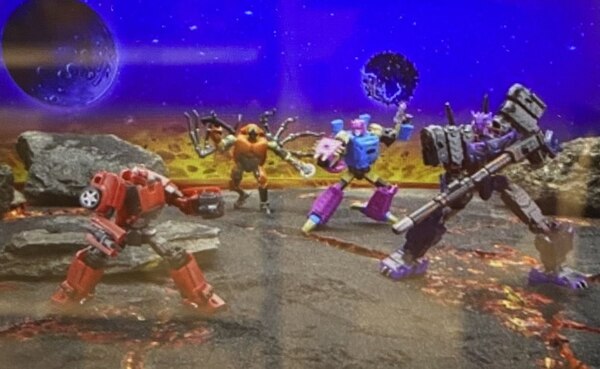 Target Exclusive Legacy United Multipack Revealed - Squeezeplay, Tarantulas, Tarn, Cliffjumper...jpg