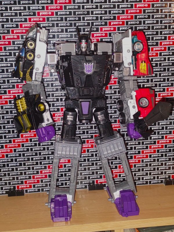 toyDay Menasor.jpg