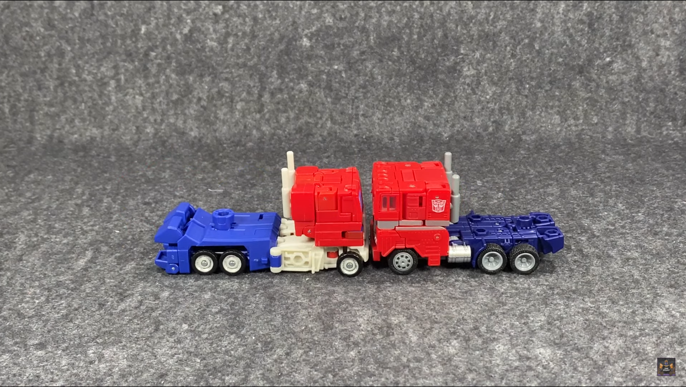 Transformers-Studio-Series-Deluxe-Devastation-Optimus-Prime-39.png