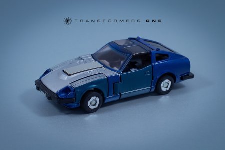 Fairlady Z blue car.jpg