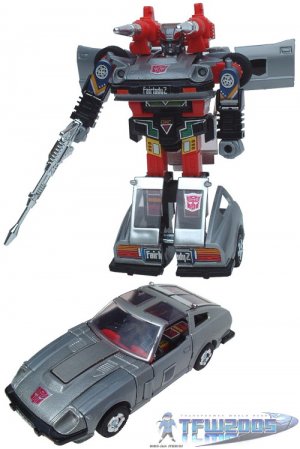 Bluestreak toy 3.jpg