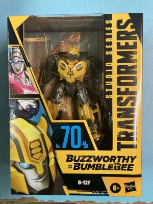 Buzzworthy Bumblebee B-127 02.jpg