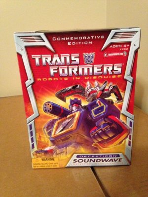 Commemorative Soundwave 2012b.jpg