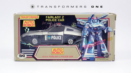 GiG Trasformer Fairlady Police 1.jpg