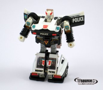 Hasbro Euro Classics Prowl 5.jpg