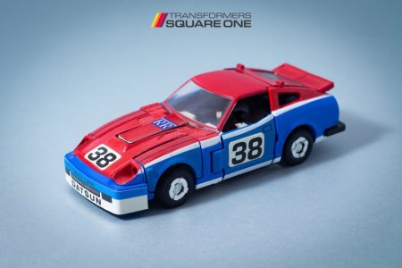 Diaclone Fairlady Z Racing 2.jpg