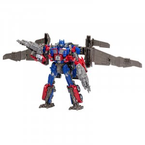 Buzzworthy Bumblebee Studio Series Optimus Prime robot.jpg